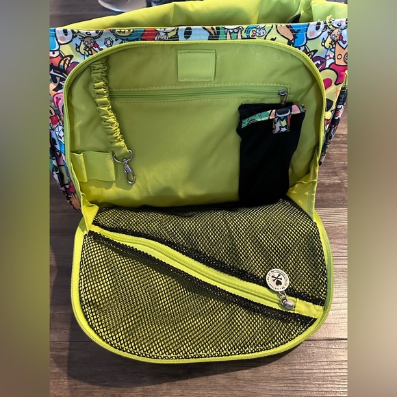 Tokidoki x Ju-Ju-Be Iconic 1.0 Messenger Bag - Picture 5 of 10